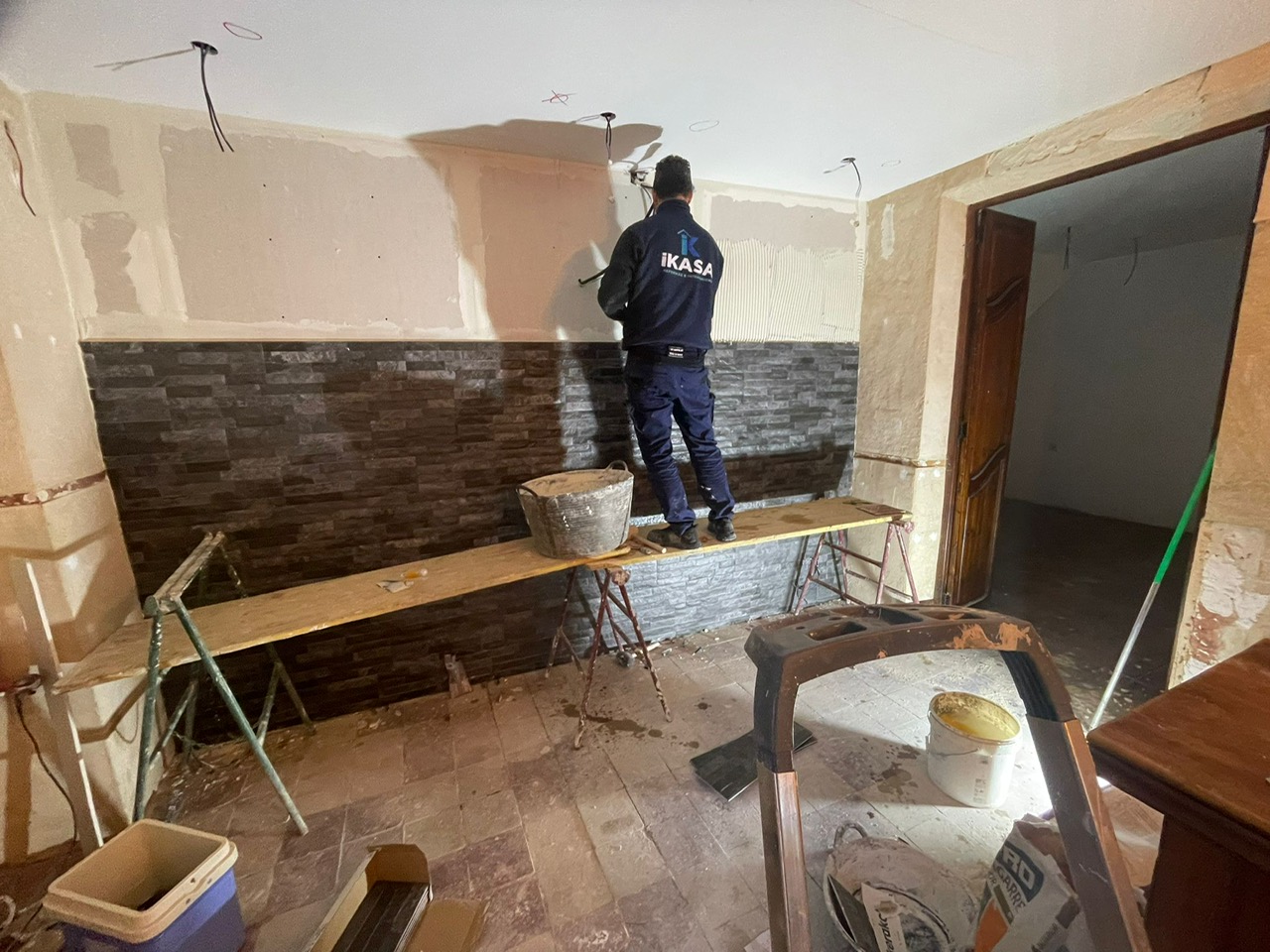 a60f0f1b 61c5 464e 8aa4 cfd7a1b976d9